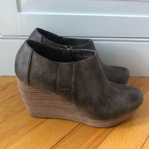 Dr. Scholl’s Wedge Harlow Bootie